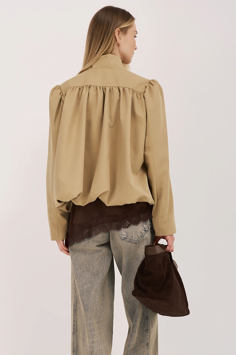 Тренч укороченный с декоративными сборками