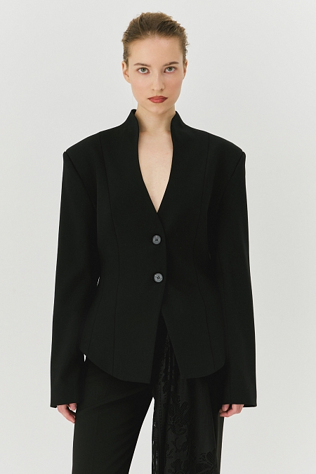 Жакет приталенный с рельефным воротником