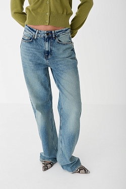 Джинсы прямые с завышенной посадкой