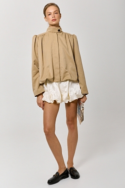 Тренч укороченный с декоративными сборками