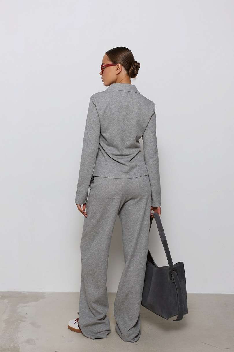 Брюки свободного кроя