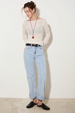 Джинсы прямые с завышенной посадкой