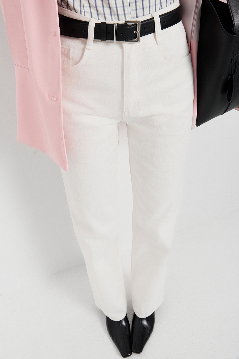 Джинсы прямого кроя